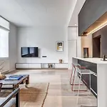 Heart One-bedroom, 15 Apartment *