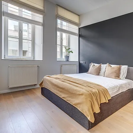 Апартаменти Heart One-bedroom, 15 *