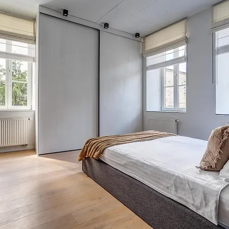 Heart One-bedroom, 15 Apartment *